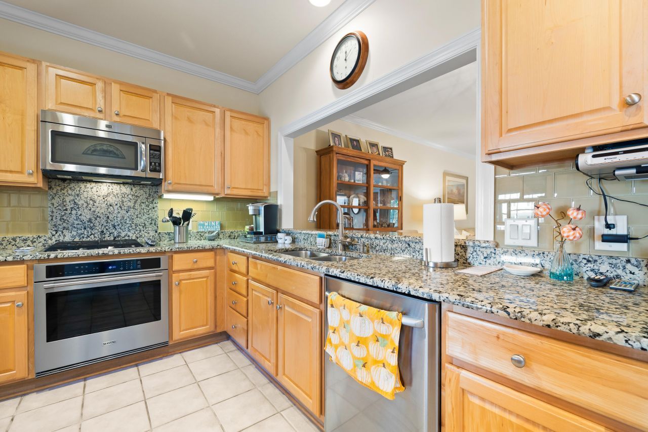 5373 5th Fairway Drive Photo 8