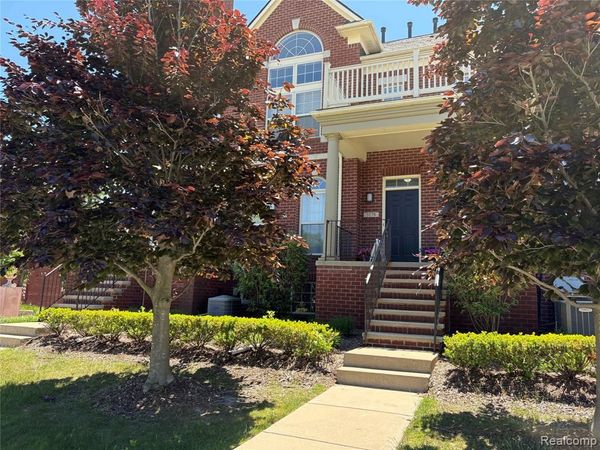3178 Camden Drive, Troy, MI 48084