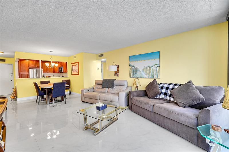 3140 S Ocean Drive, Unit 609, Hallandale Beach, FL 33009 Photo