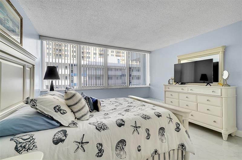 3140 S Ocean Drive, Unit 609, Hallandale Beach, FL 33009 Photo