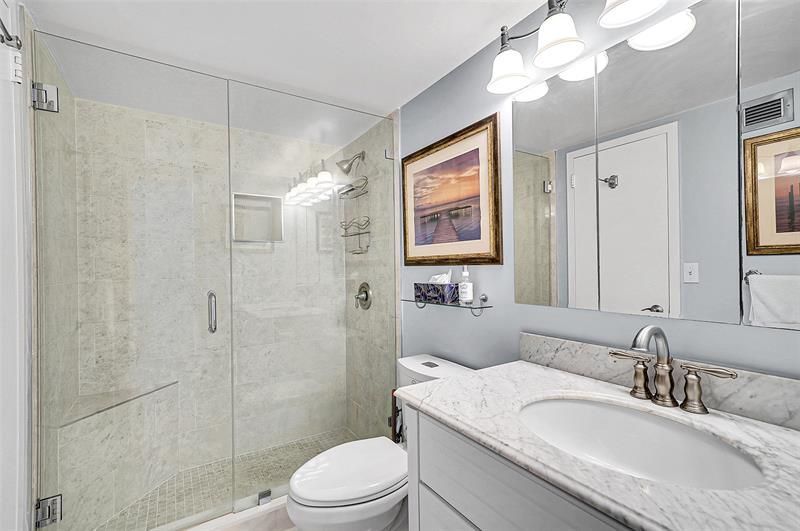 3140 S Ocean Drive, Unit 609, Hallandale Beach, FL 33009 Photo