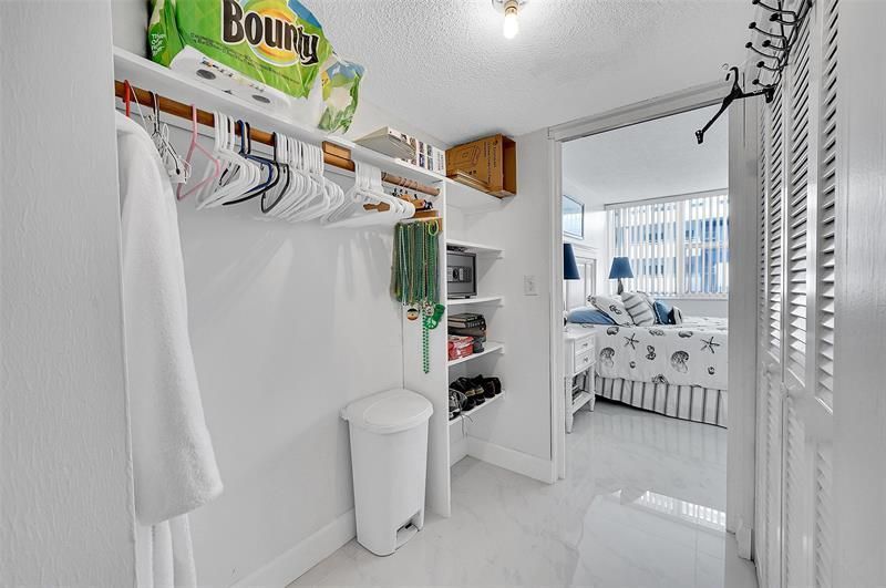 3140 S Ocean Drive, Unit 609, Hallandale Beach, FL 33009 Photo