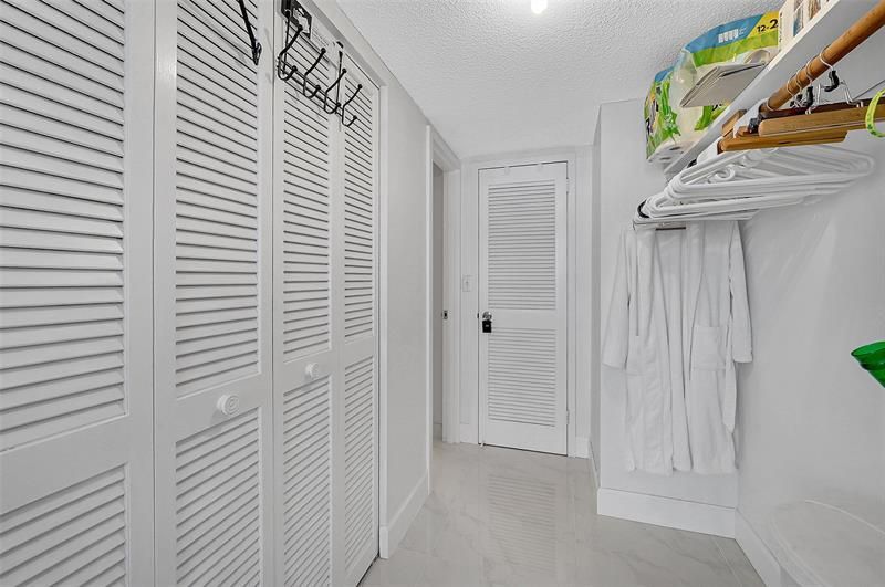 3140 S Ocean Drive, Unit 609, Hallandale Beach, FL 33009 Photo