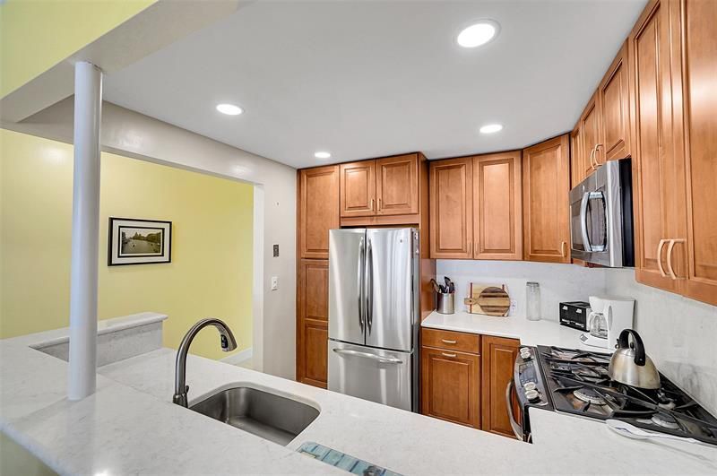 3140 S Ocean Drive, Unit 609, Hallandale Beach, FL 33009 Photo