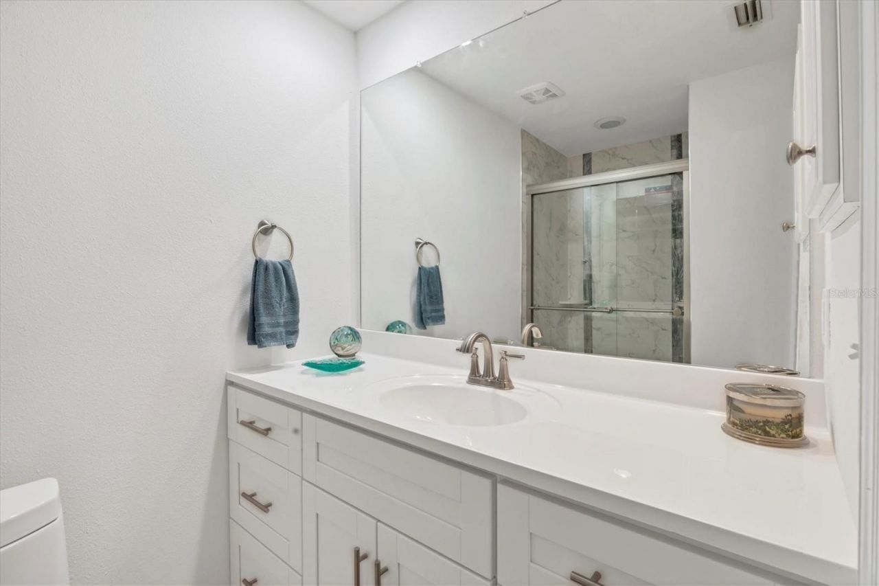 500 S Washington Drive, Unit 3A, Sarasota, FL 34236 Photo