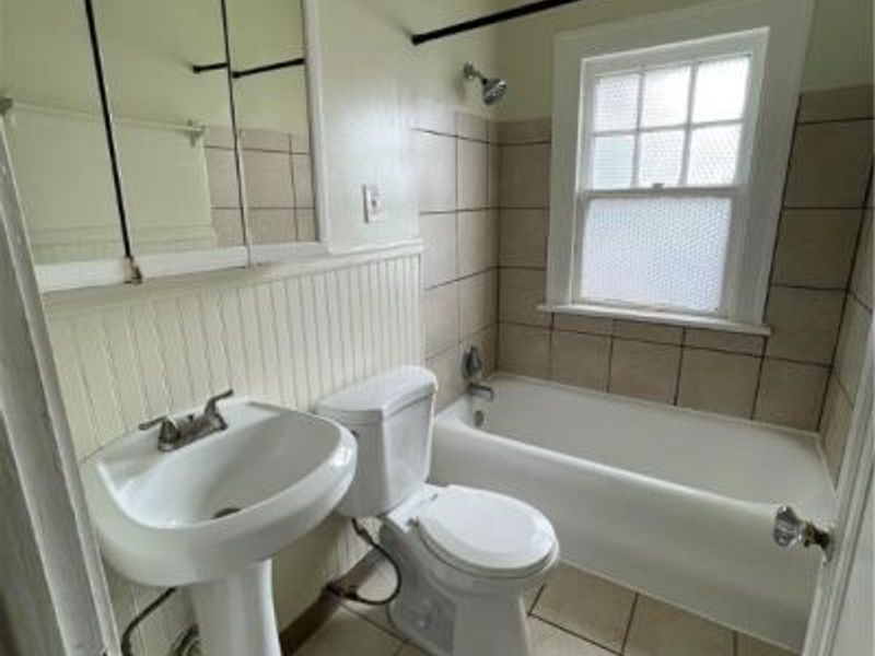 17010 Kenyon Road, Shaker Heights, OH 44120 Photo 6