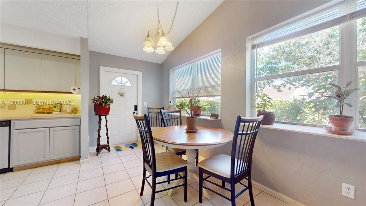 2255 SE 6th Pl, Homestead, FL 33033 Photo