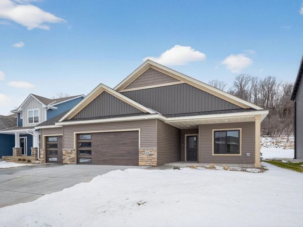 1845 Hadley Hills Drive NE, Rochester, MN 55906
