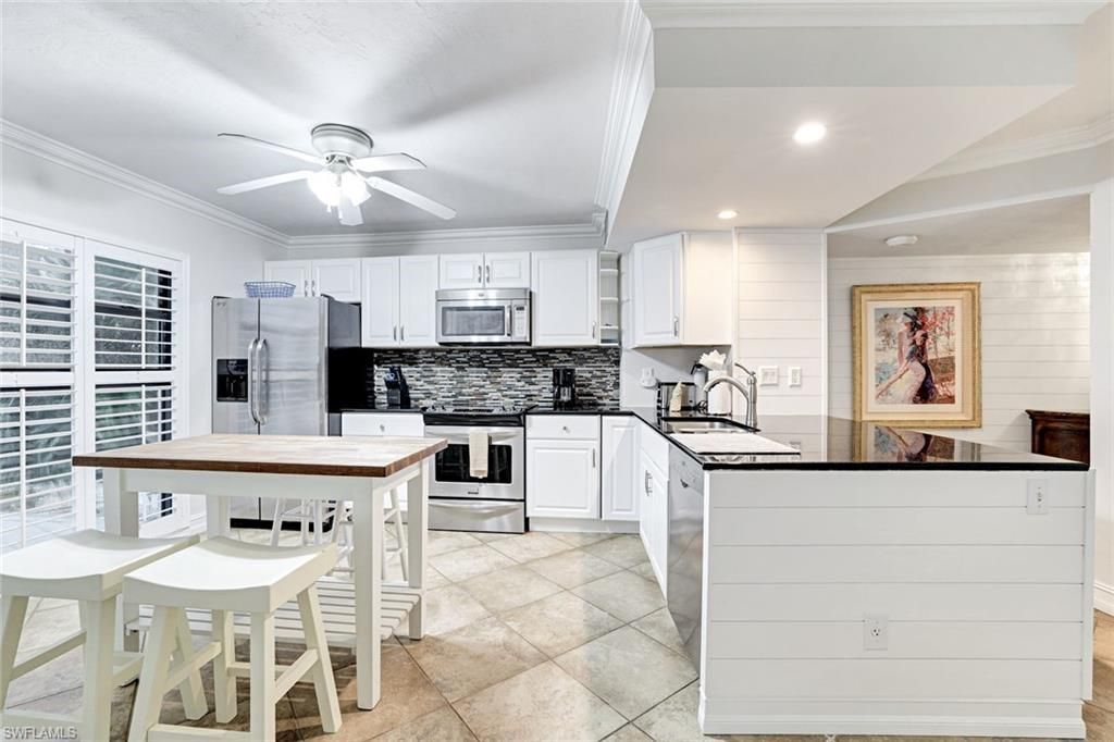 1085 Bald Eagle Dr, Unit C303, Marco Island, FL 34145 Photo