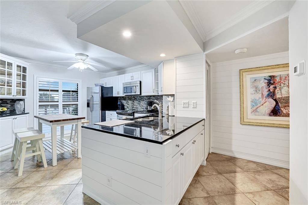 1085 Bald Eagle Dr, Unit C303, Marco Island, FL 34145 Photo