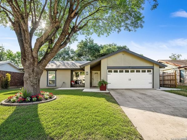 12319 LA ALBADA ST, San Antonio, TX 78233