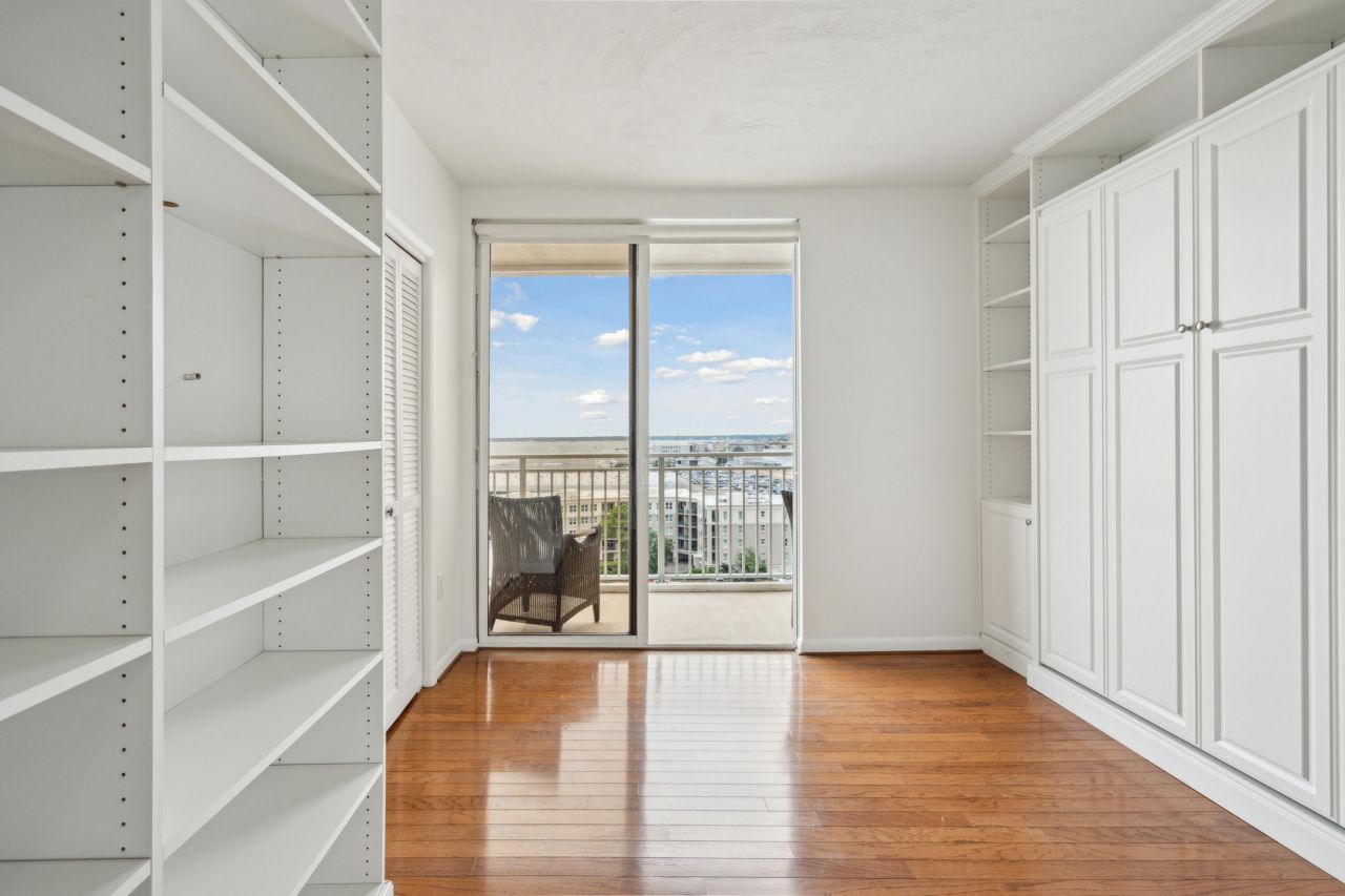 330 Concord Street Photo 5