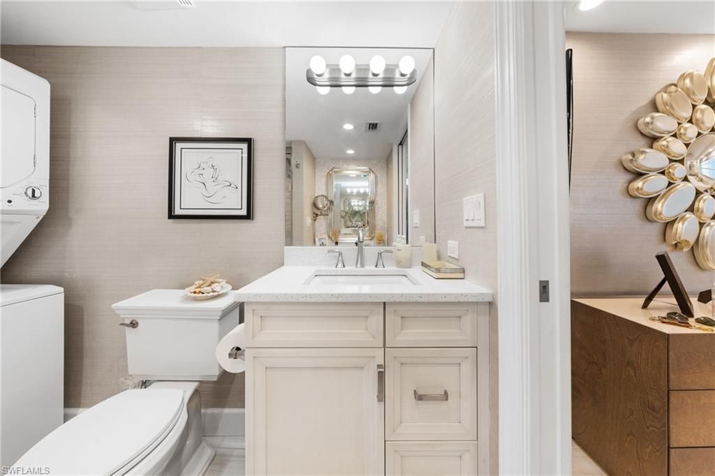 4200 Belair Ln, Unit 300, Naples, FL 34103 Photo