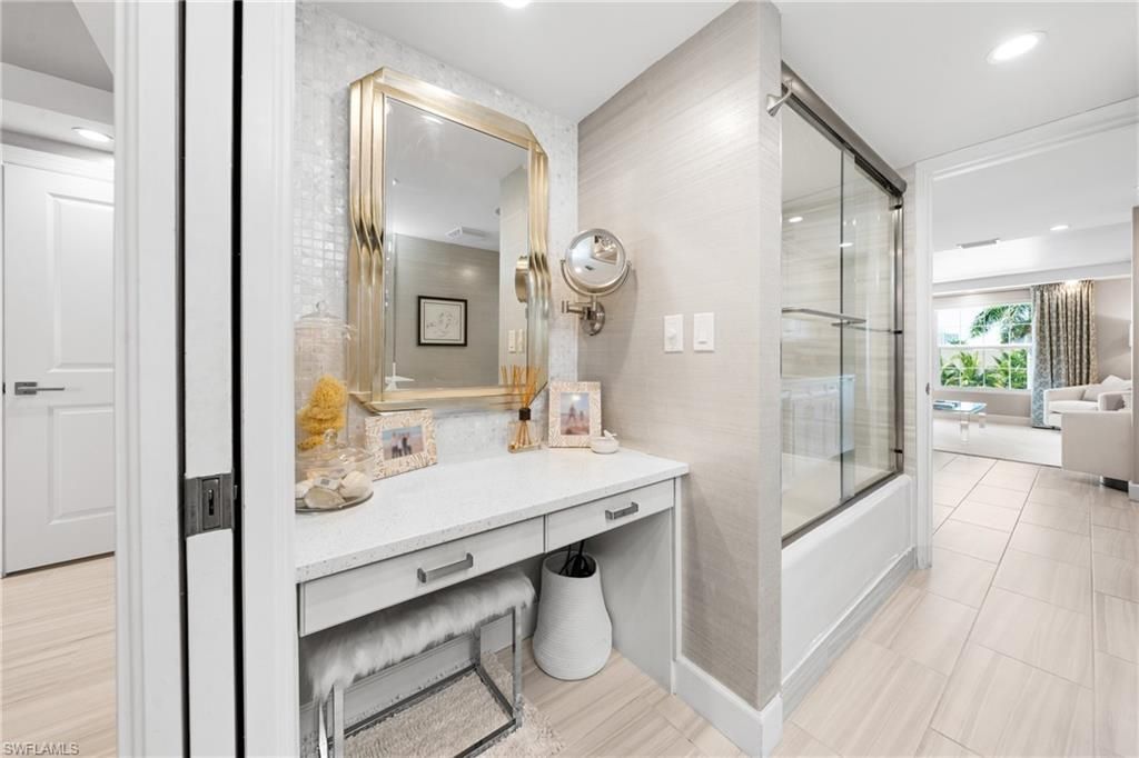 4200 Belair Ln, Unit 300, Naples, FL 34103 Photo