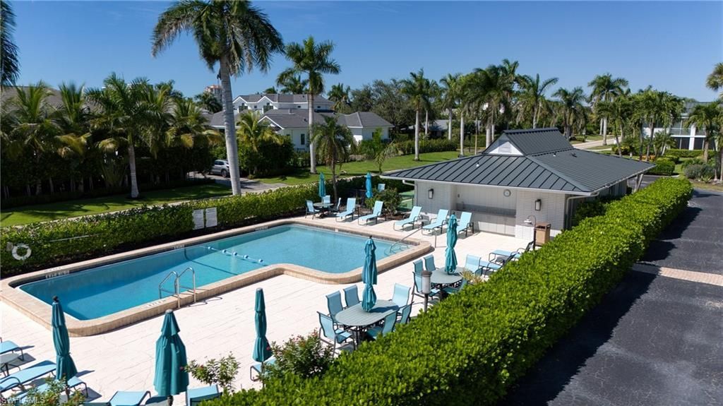 4200 Belair Ln, Unit 300, Naples, FL 34103 Photo