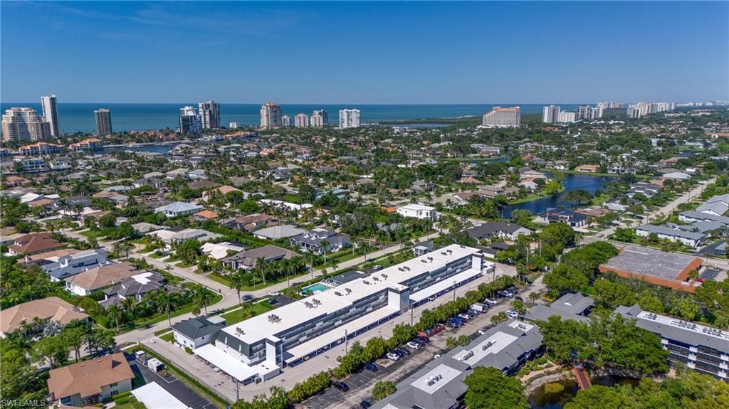 4200 Belair Ln, Unit 300, Naples, FL 34103 Photo