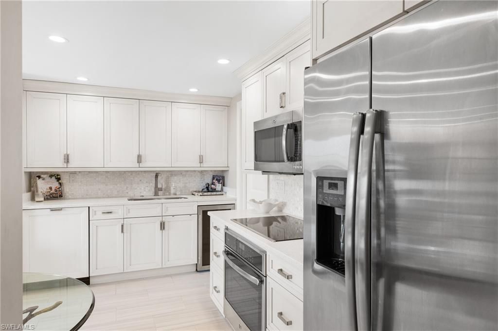 4200 Belair Ln, Unit 300, Naples, FL 34103 Photo