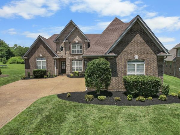 108 Drayton Downs, Gallatin, TN 37066