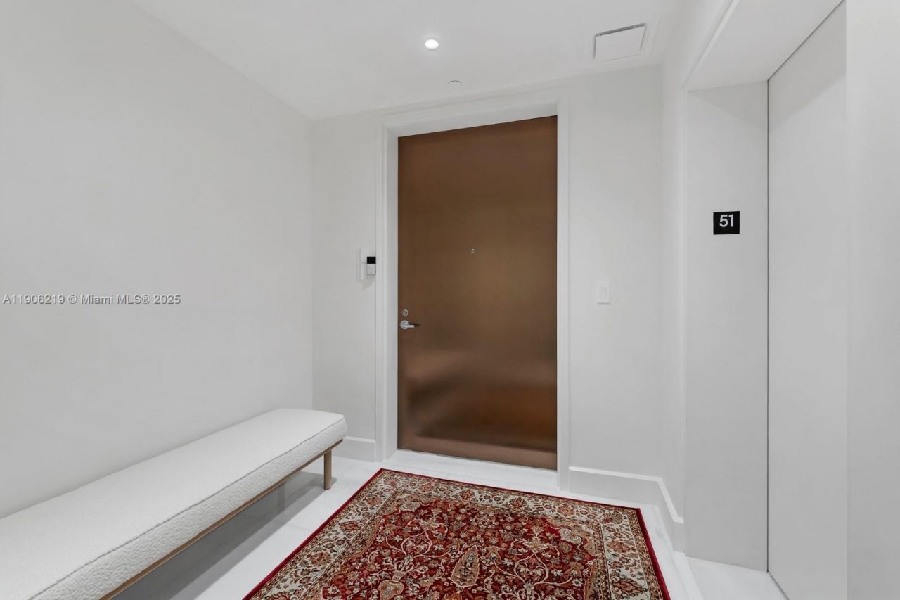 700 NE 26th Ter, Unit 5103, Miami, FL 33137 Photo