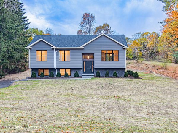 76 Reservoir Road, Marlborough, NY 12542