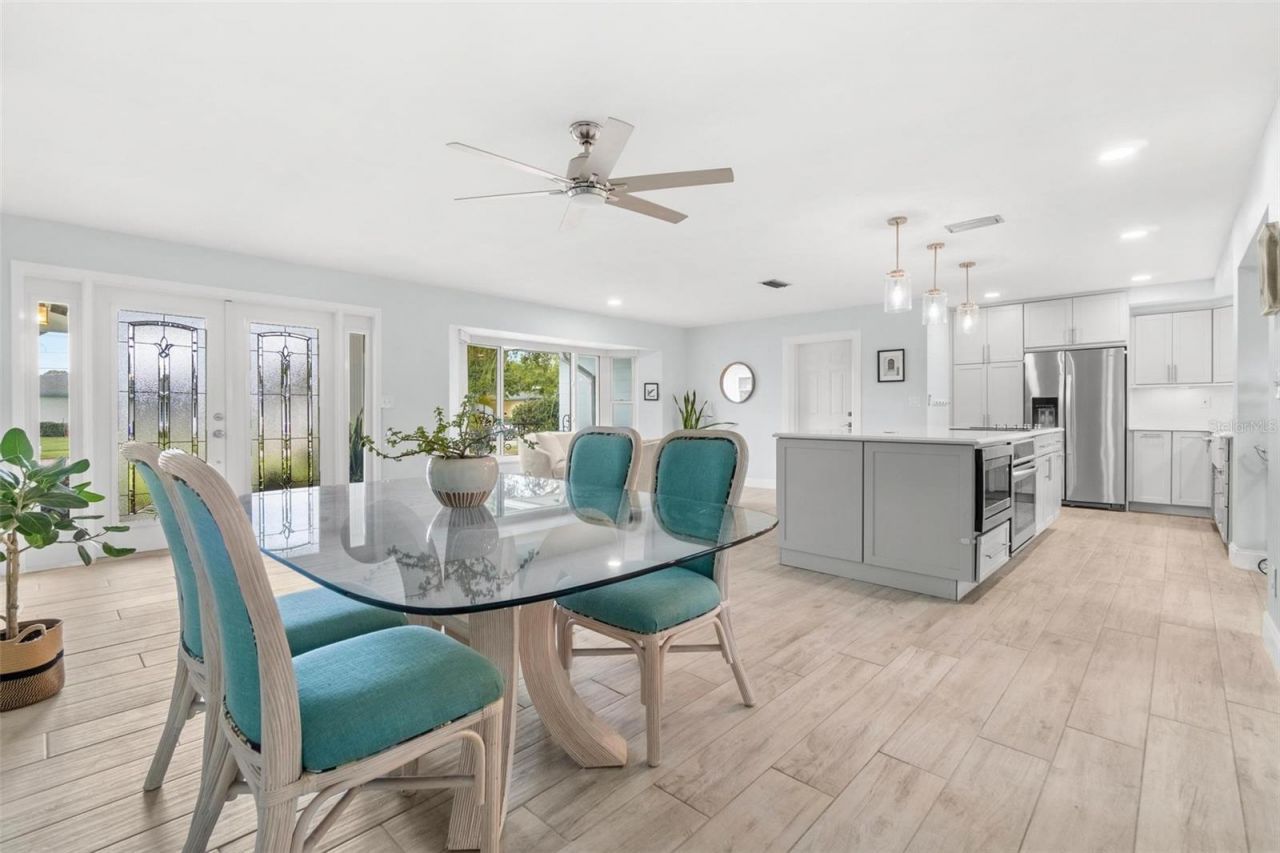 3159 61st Lane N, Saint Petersburg, FL 33710 Photo