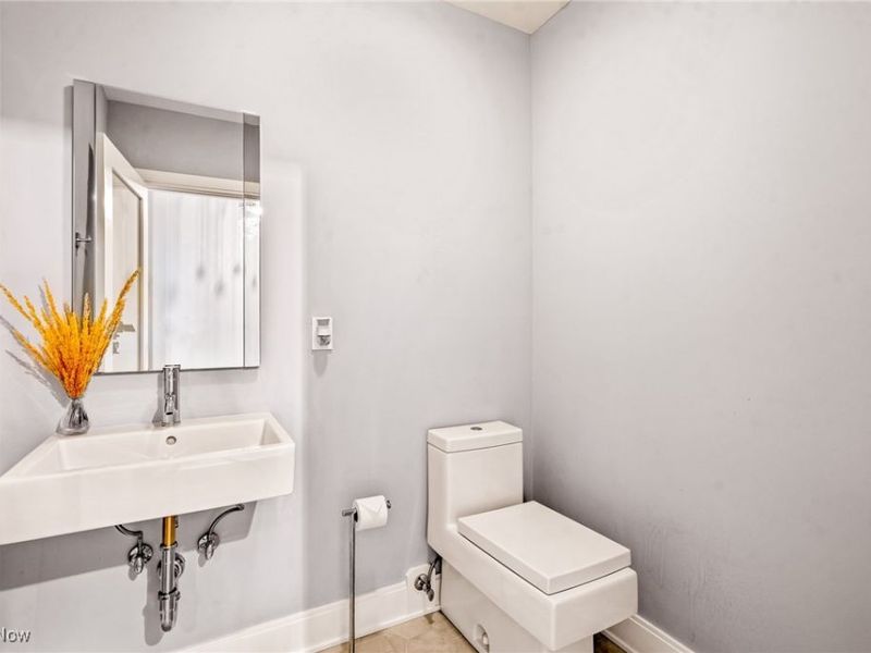 2044 Random Road, Unit 301, Cleveland, OH 44106 Photo 34