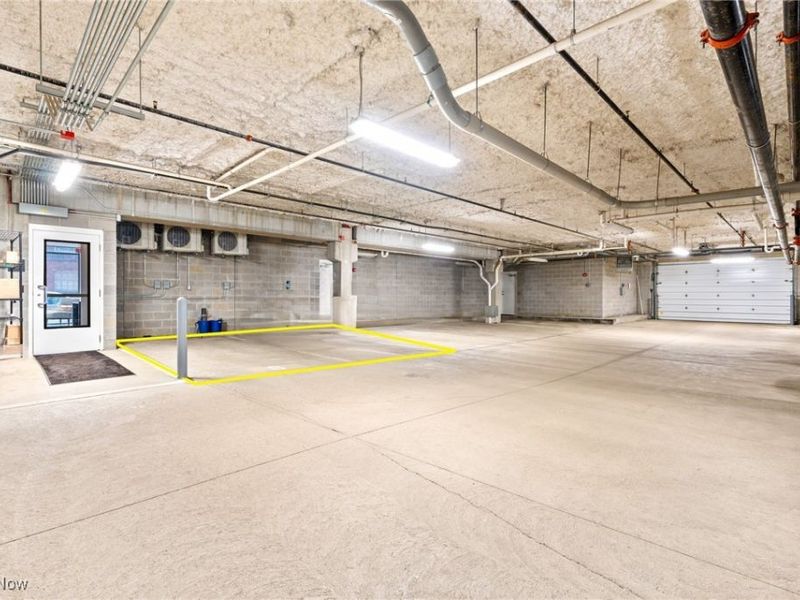 2044 Random Road, Unit 301, Cleveland, OH 44106 Photo 38