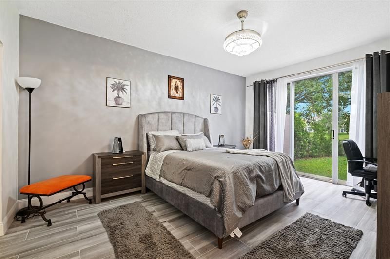 338 NW 152nd Ln, Pembroke Pines, FL 33028 Photo