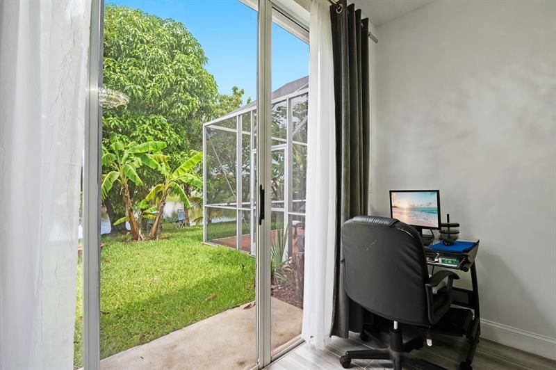 338 NW 152nd Ln, Pembroke Pines, FL 33028 Photo