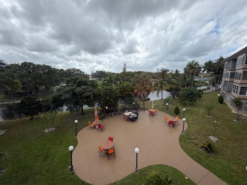 2901 NW 46th Avenue, Unit 305, Lauderdale Lakes, FL 33313 Photo