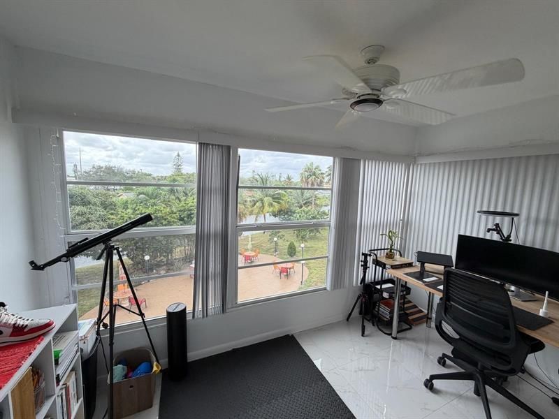 2901 NW 46th Avenue, Unit 305, Lauderdale Lakes, FL 33313 Photo