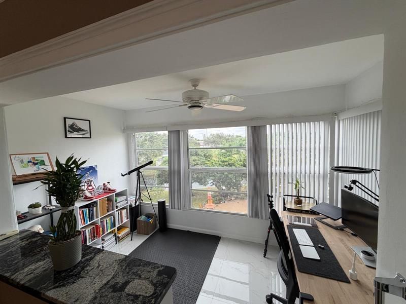 2901 NW 46th Avenue, Unit 305, Lauderdale Lakes, FL 33313 Photo