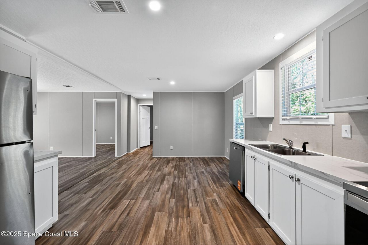 134 Weerts Road, San Mateo, FL 32187 Photo