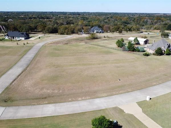 1277 Shadow Lakes Drive , Wills Point, TX 75169