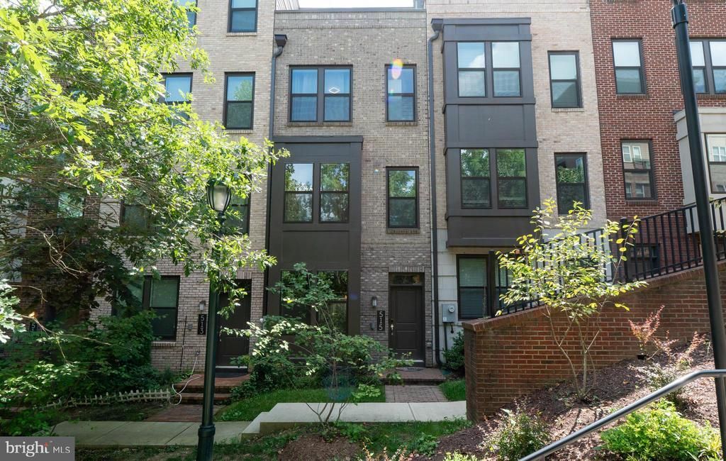 515 Shorthorn Way, Rockville, MD 20850 Main Photo