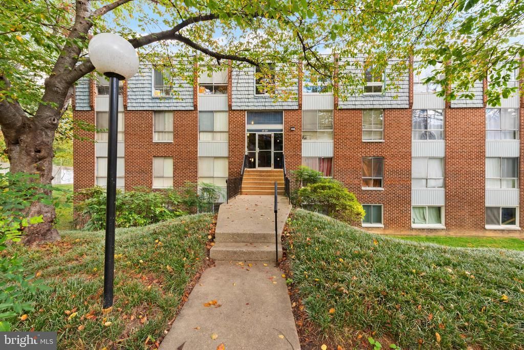 3914 Bel Pre Road, Unit 3914, Silver Spring, MD 20906 Main Photo