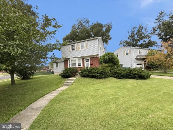 2657 ROCKAFELLOW AVENUE, PENNSAUKEN, NJ 08109