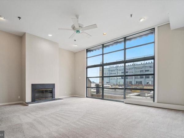 7 N CHRISTOPHER COLUMBUS BOULEVARD, Unit 130, PHILADELPHIA, PA 19106