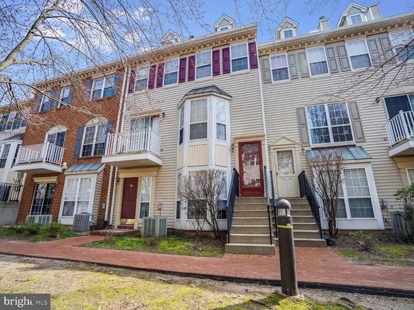 21 COTTONWOOD ST, Unit 21, JERSEY CITY, NJ 07305