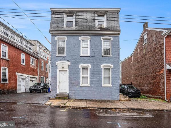 164 N EVANS STREET, POTTSTOWN, PA 19464