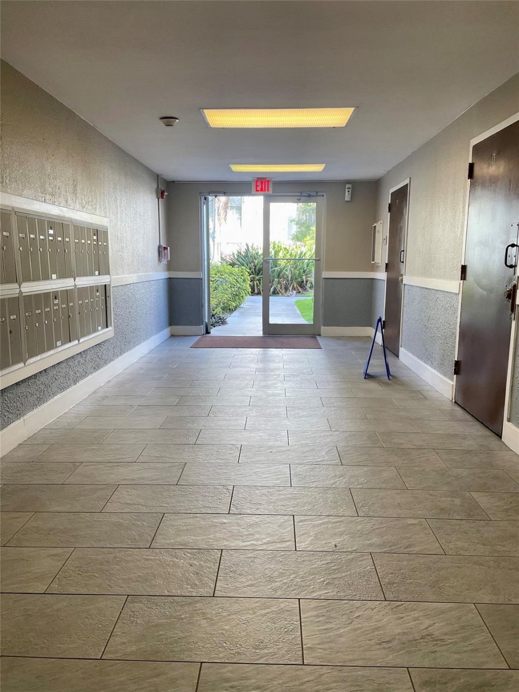 494 NW 165th Street Road, Unit C108, Miami, FL 33169 Photo