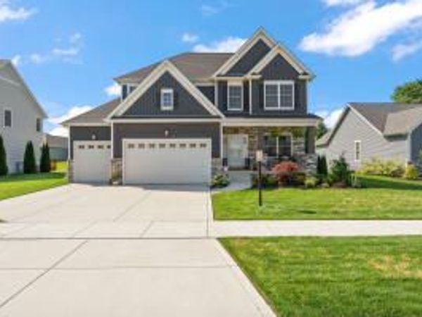 2011 Timberwood Lane, Chesterton, IN 46304