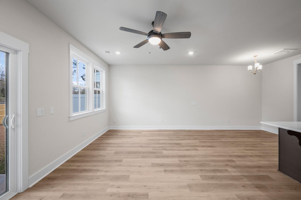 310 Bremerton Drive Photo 10