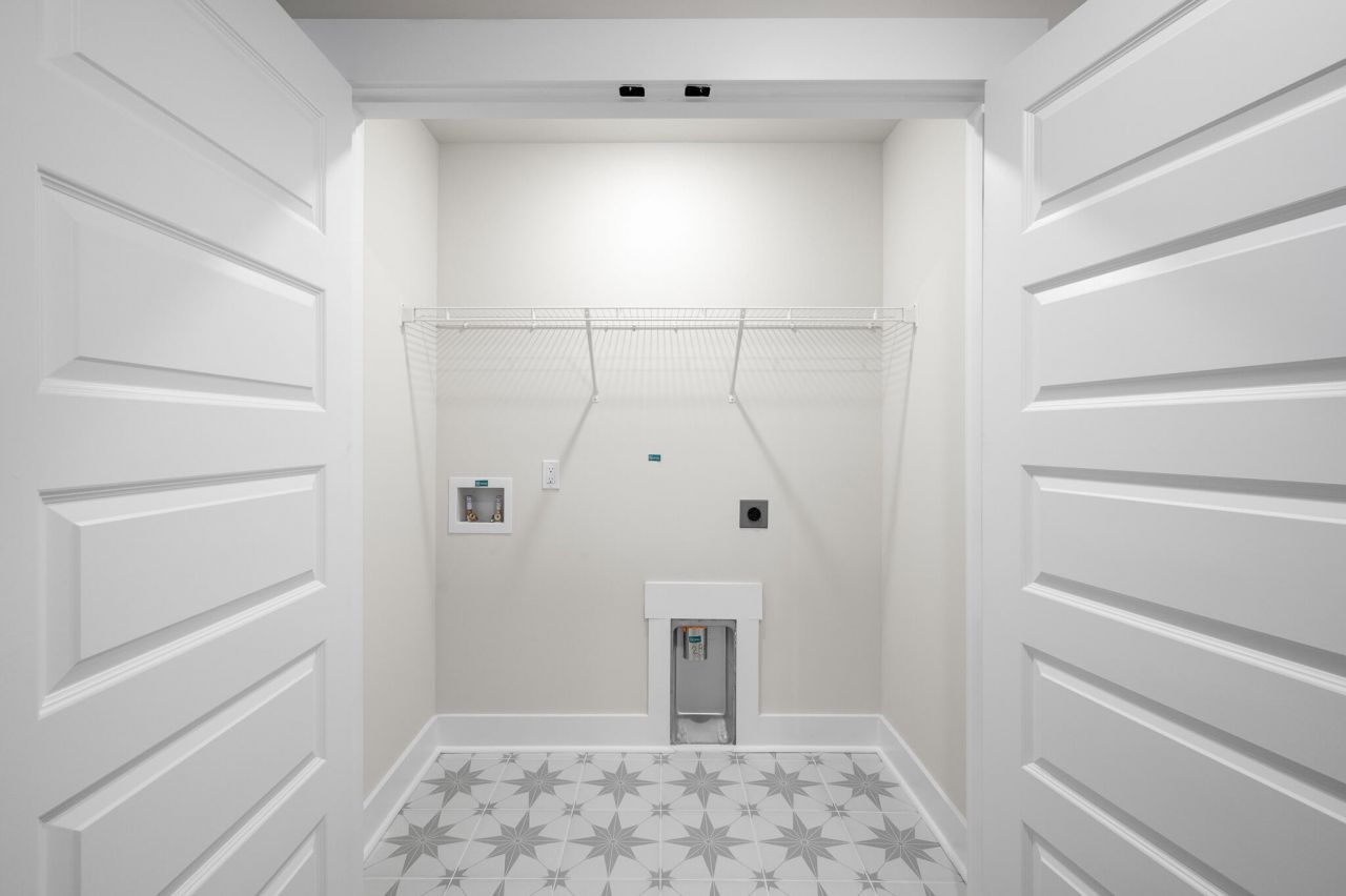 310 Bremerton Drive Photo 24