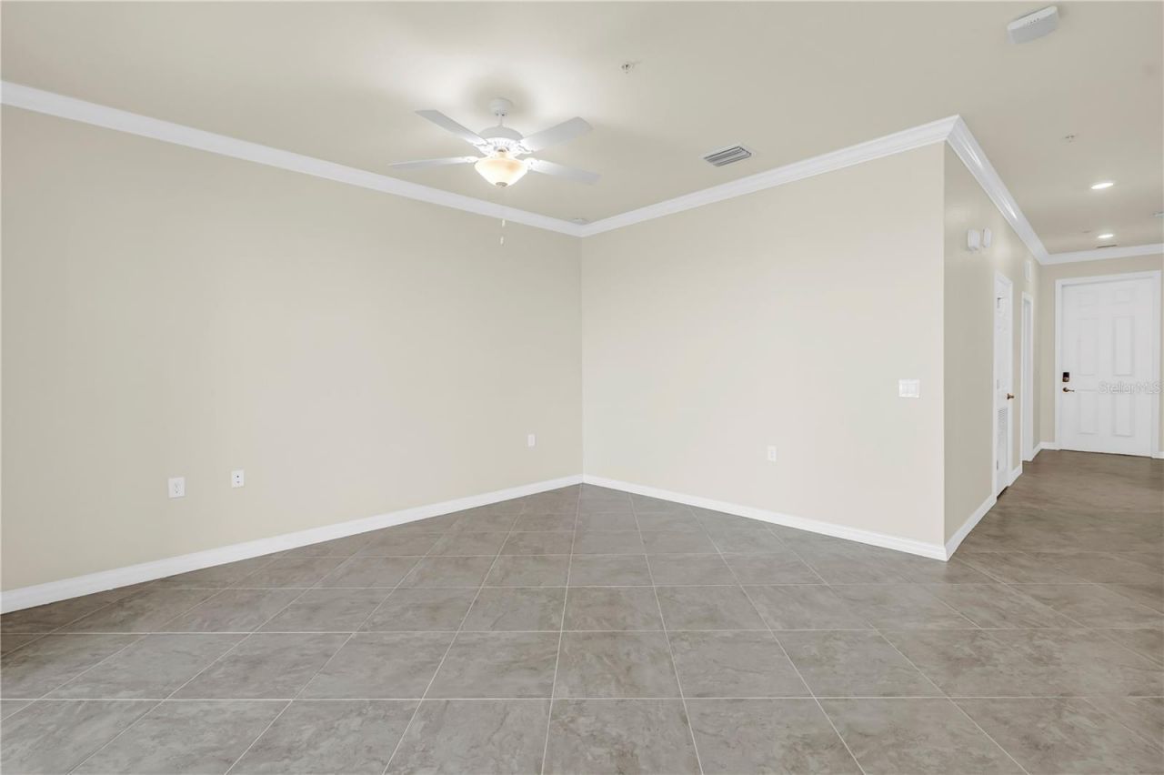 1030 Tidewater Shores Loop, Unit 405, Bradenton, FL 34208 Photo