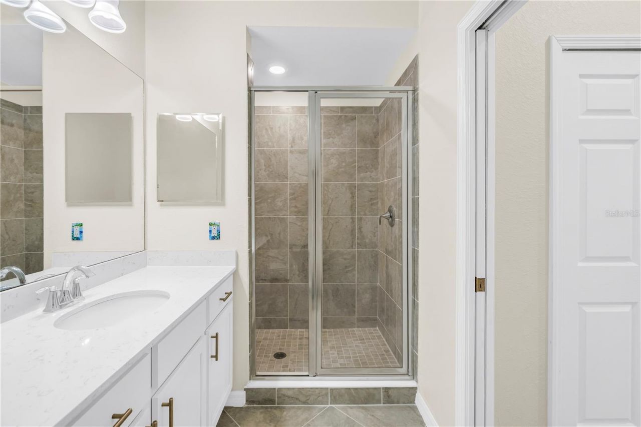 1030 Tidewater Shores Loop, Unit 405, Bradenton, FL 34208 Photo