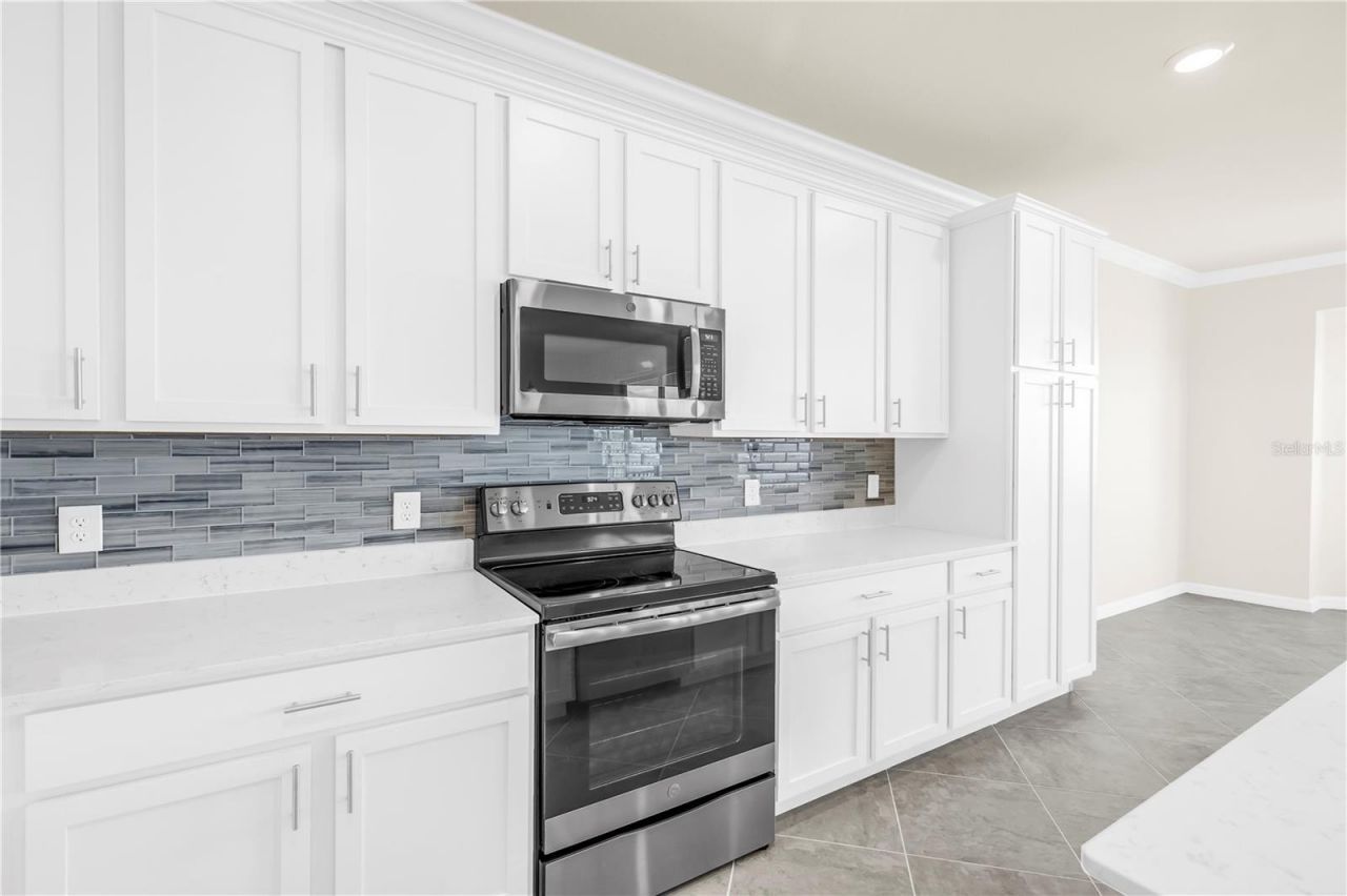 1030 Tidewater Shores Loop, Unit 406, Bradenton, FL 34208 Photo
