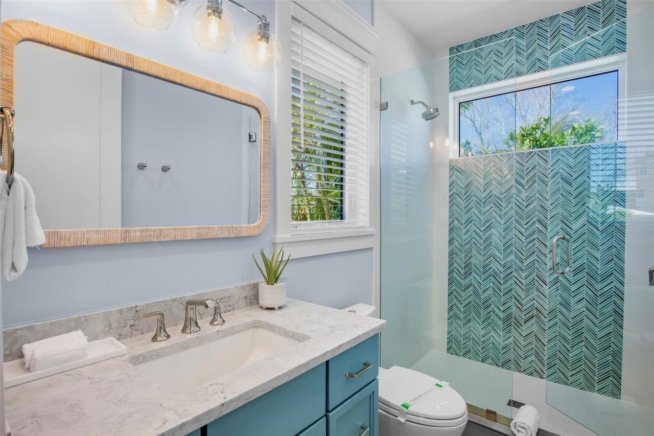 135 Avenida Veneccia, Sarasota, FL 34242 Photo