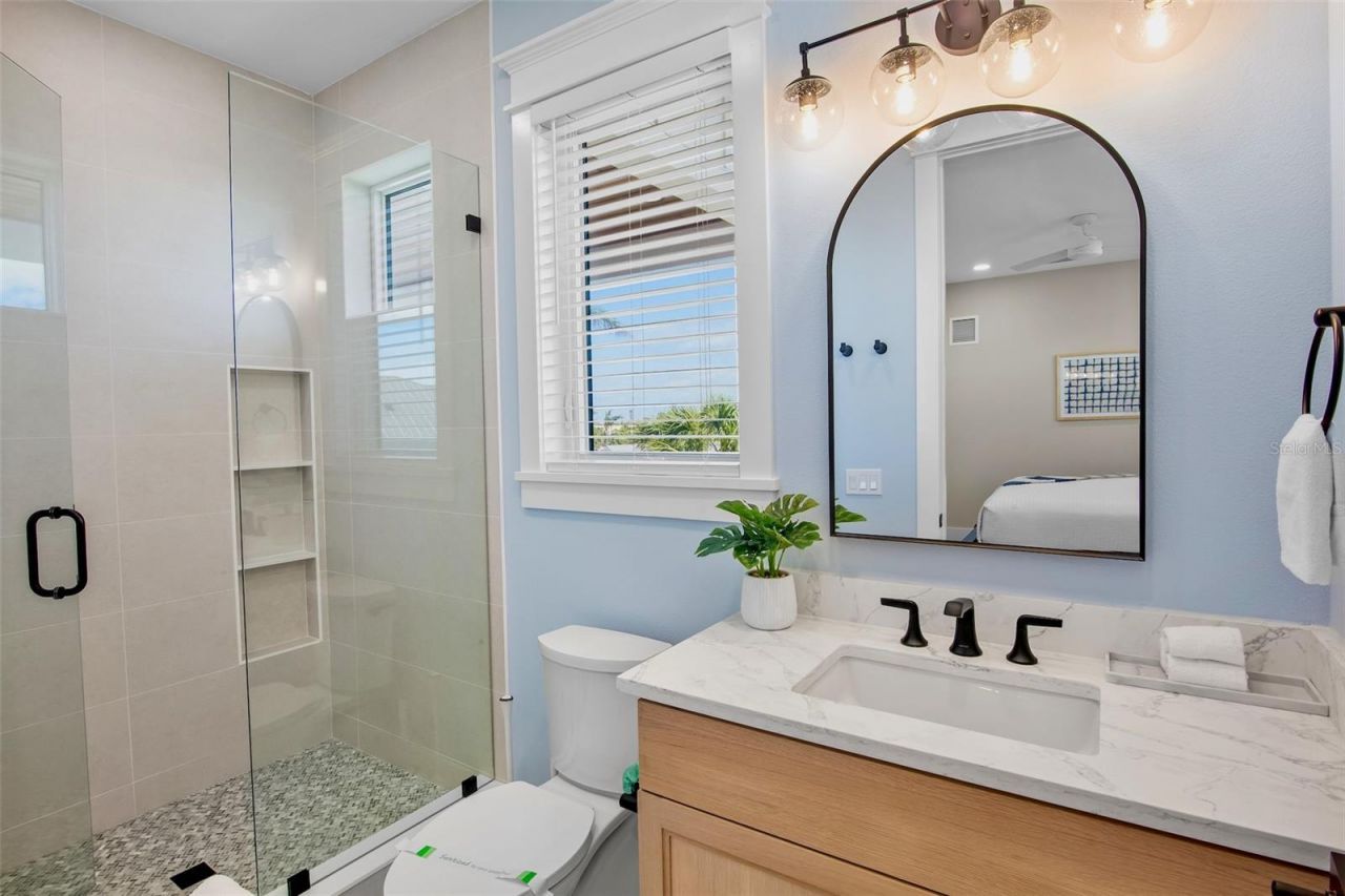 135 Avenida Veneccia, Sarasota, FL 34242 Photo