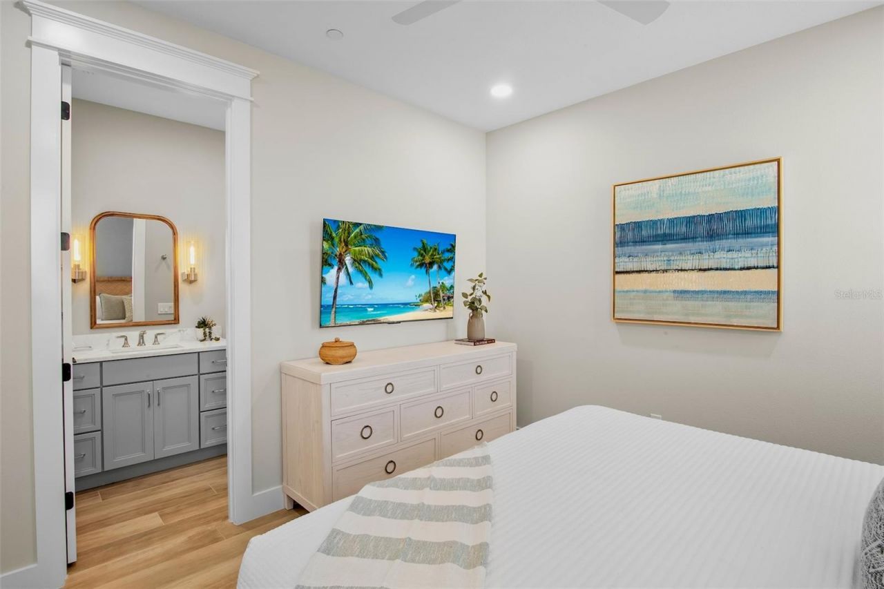 135 Avenida Veneccia, Sarasota, FL 34242 Photo